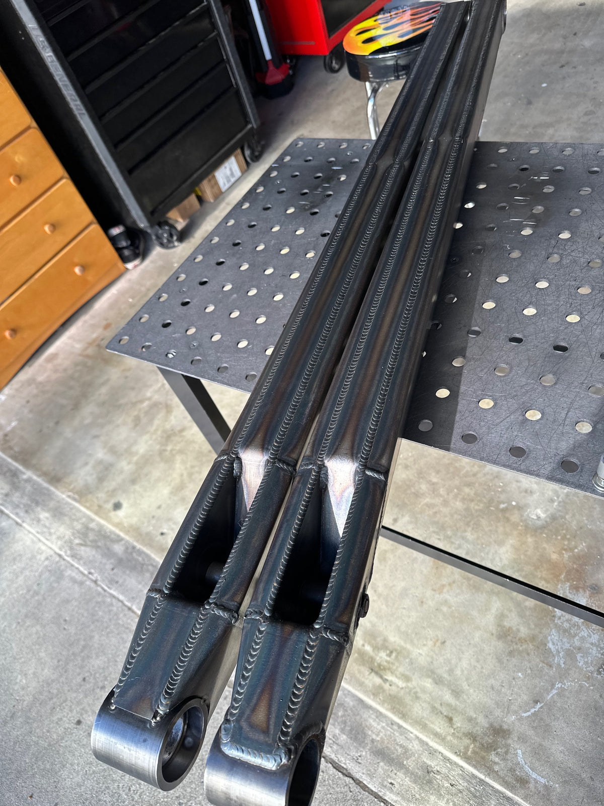Izzy Fab 55-Inch MIG-Welded Short Course Links — manufacturer product gallery