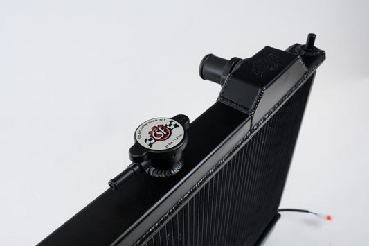 CSF 01-07 Mitsubishi Evo 7/8/9 Full-Slim Radiator w/12in Fan &amp; Shroud/-16AN - Black