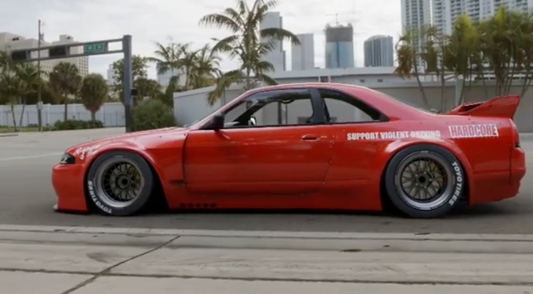 GReddy Rocket Bunny 95-98 Nissan Skyline GT-R R33 Side Skirts