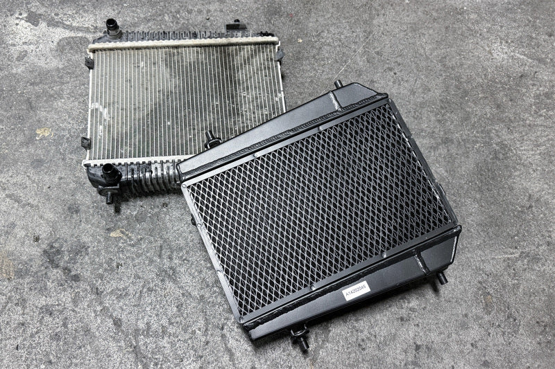 CSF BMW G8X M3/M4/M2 High-Performance Auxiliary Radiator - Single Radiator