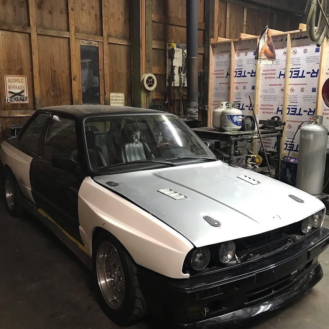 Big Duck Club BMW E30 Front Overfenders - M3 Style(+50mm) - manufacturer product example