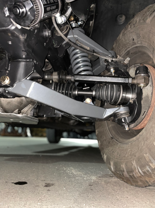 Izzy Fab 2001–2010 GM HD Coilover Conversion Kit with King Shocks
