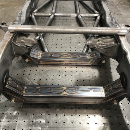 Izzy Fab 2007–2018 GM 1500 4130 TIG-Welded Boxed Lower Crossmembers