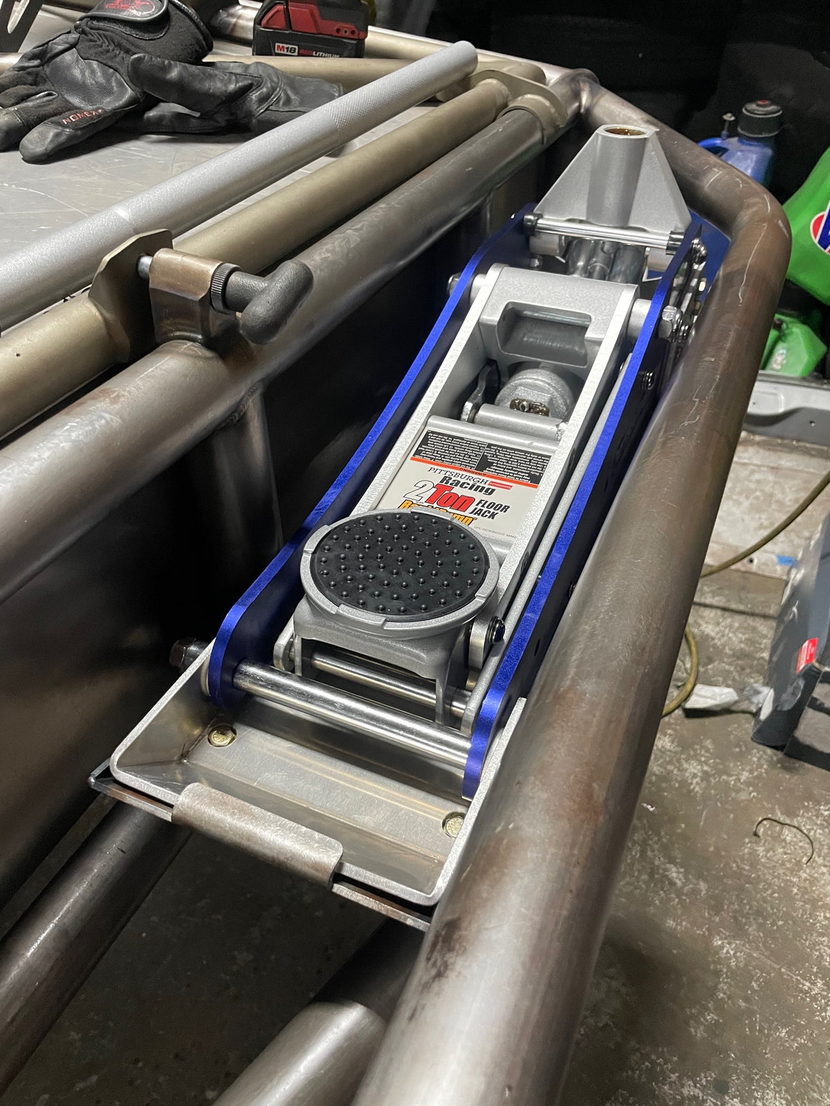 Izzy Fab 2-Ton Harbor Freight Race Jack Mount and Skid
