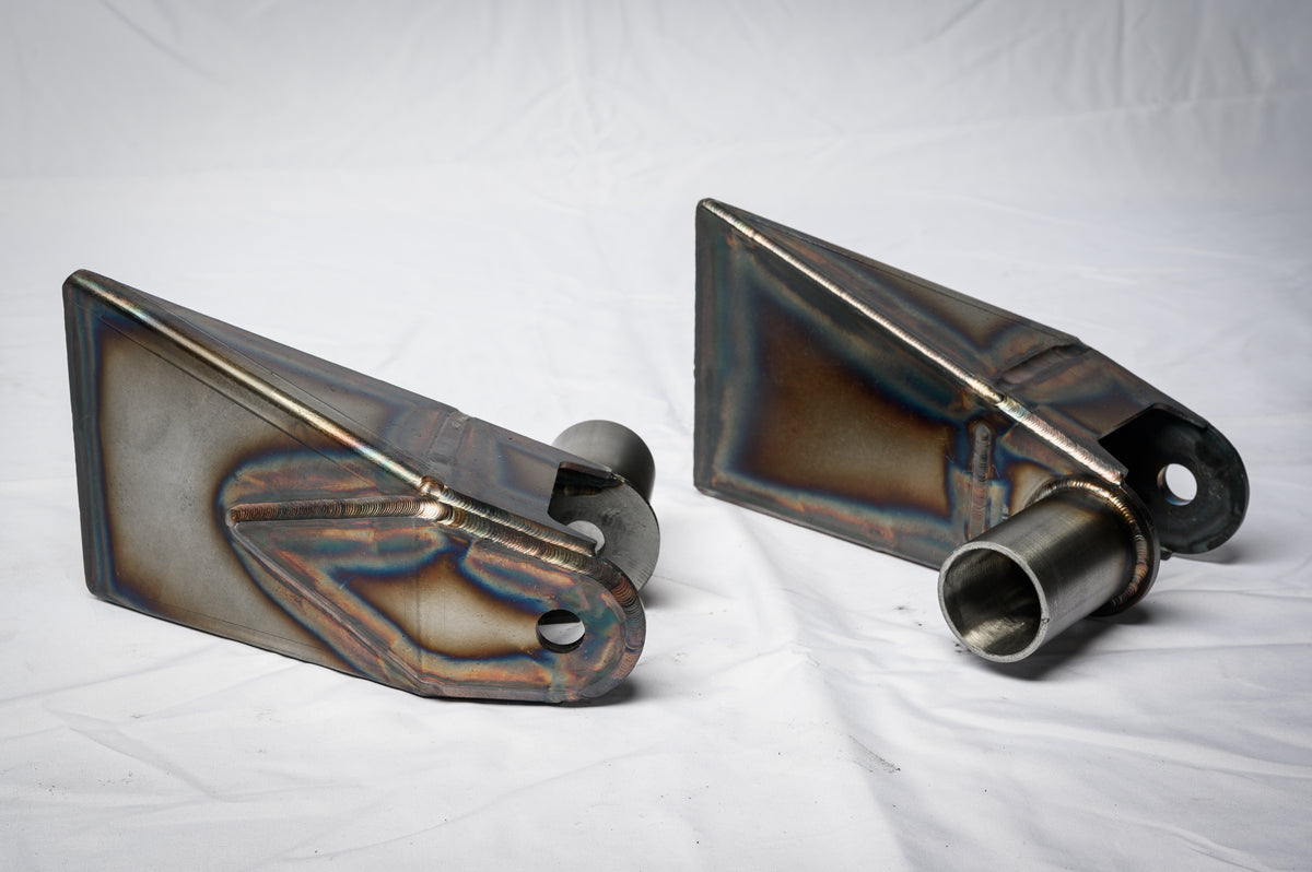Izzy Fab Chassis Four-Link Mounts