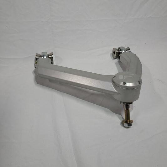 Izzy Fab 2007–2016 GM 1500 Billet Upper Control Arms, Steel Spindles — manufacturer product gallery