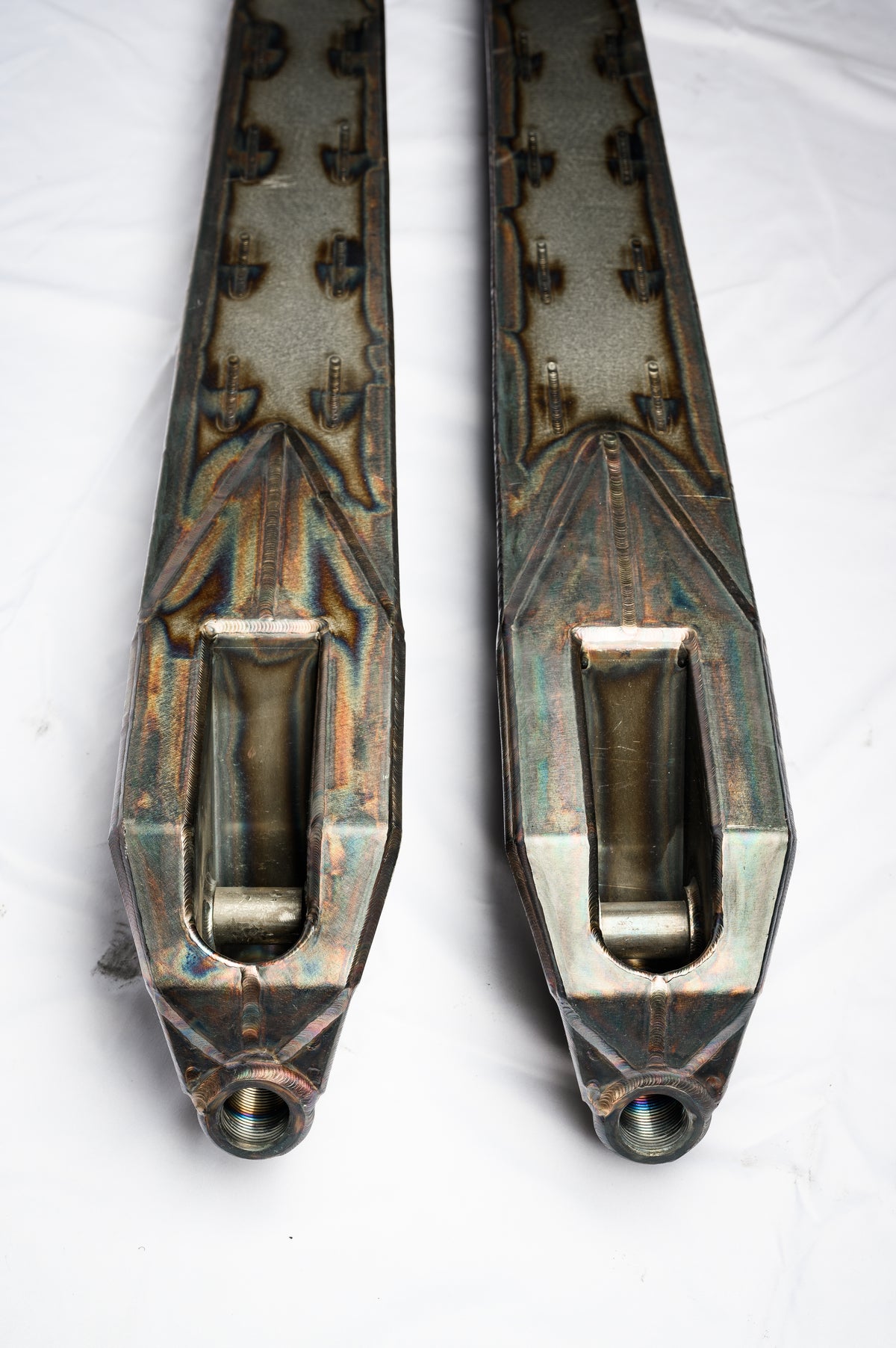 Izzy Fab 55-Inch 4130 TIG-Welded Short Course Links — manufacturer product gallery