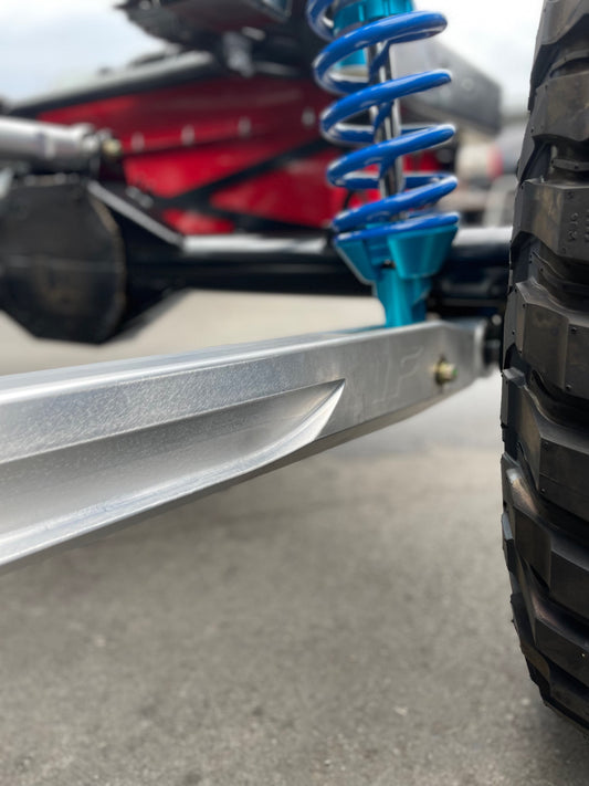 Izzy Fab 55-Inch 7075 Billet Short Course Trailing Arms — manufacturer product gallery