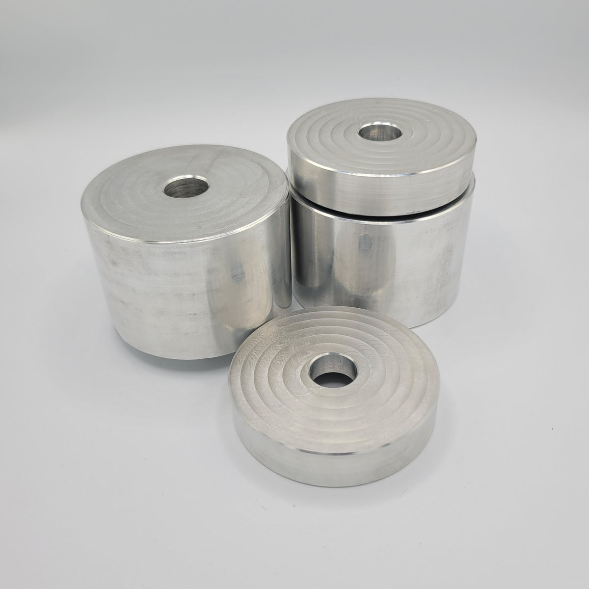Izzy Fab 1999–2013 GM Truck Solid Billet Body Mounts — manufacturer product gallery