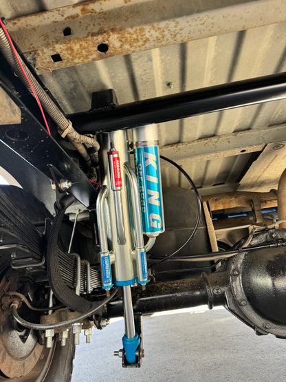 Izzy Fab 2007–2018 GM 1500 Under-Bed Rear Suspension Kit with King Shocks — manufacturer product gallery