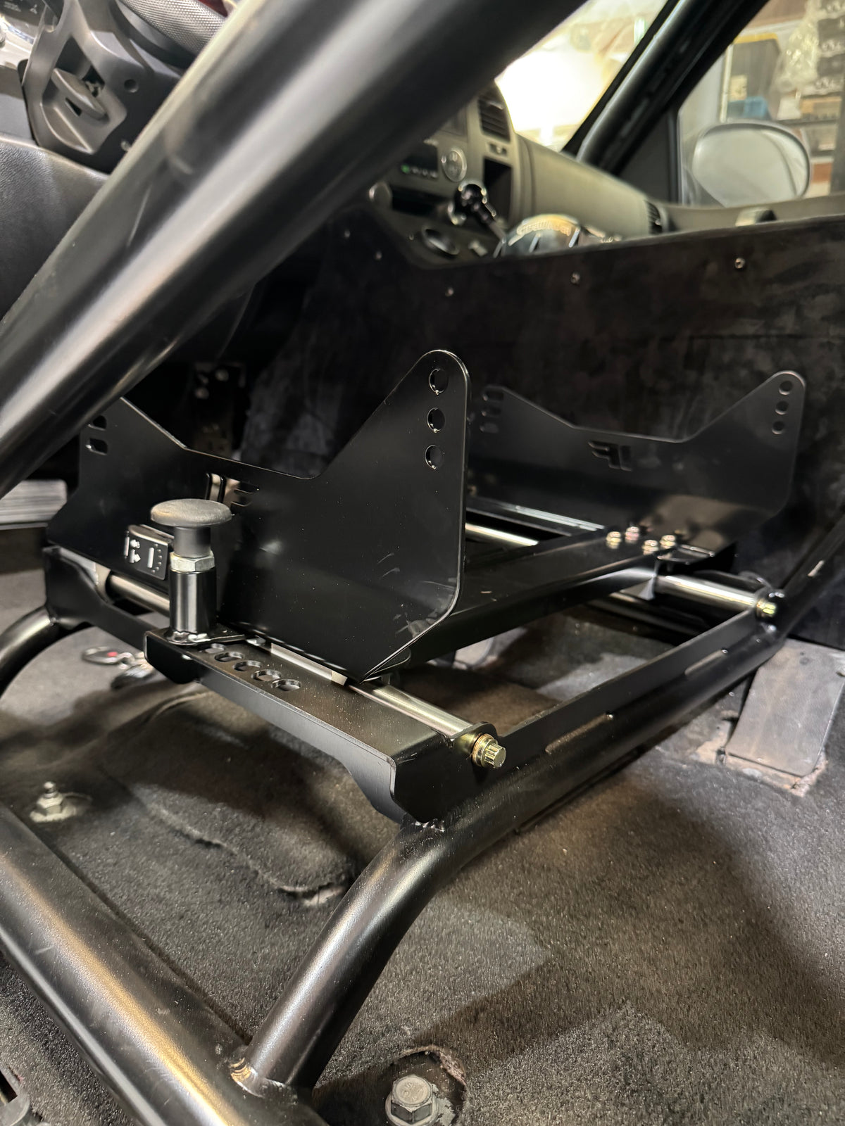 Izzy Fab Power-Adjustable Race Seat Mount — manufacturer product gallery
