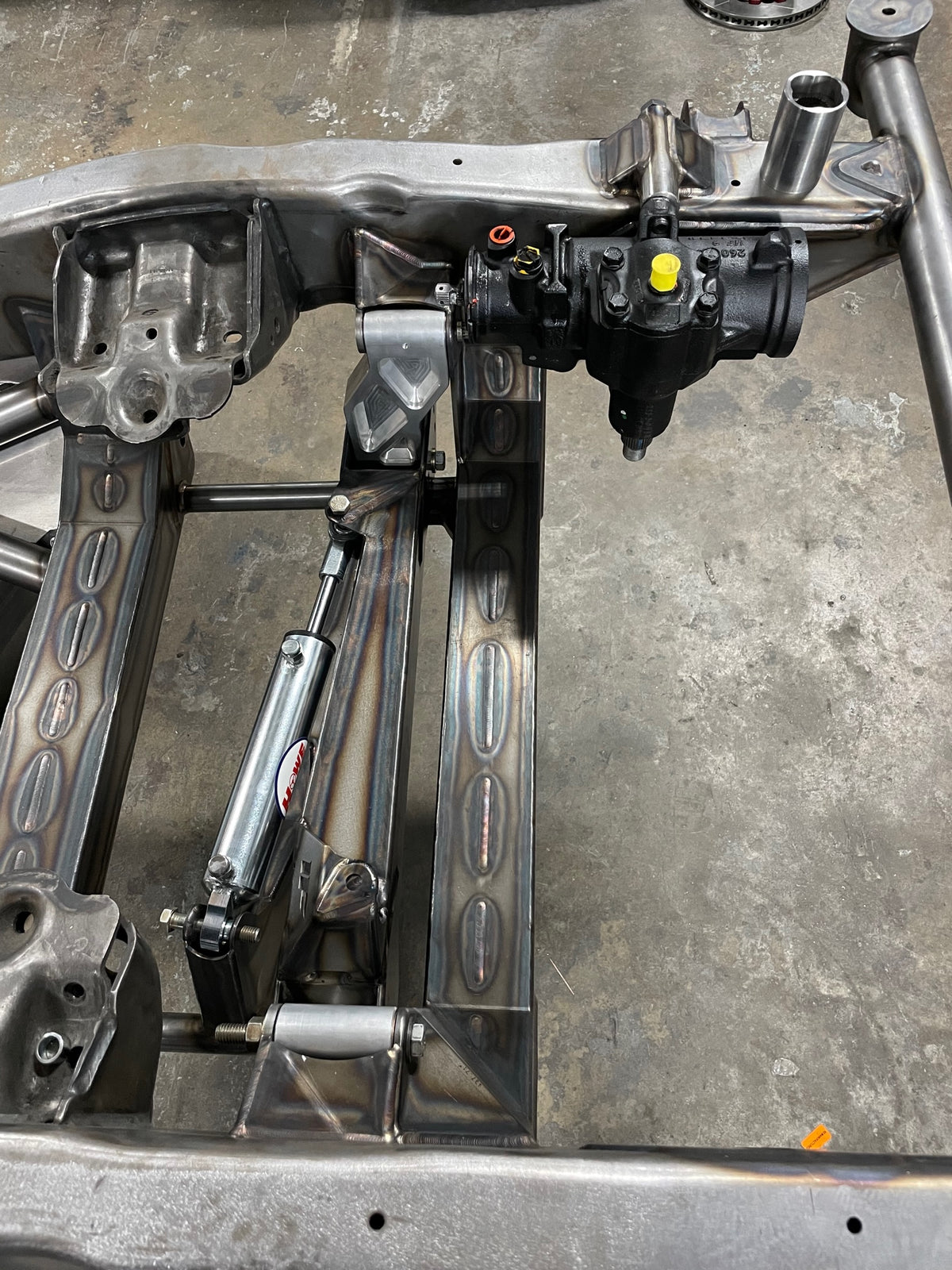 Izzy Fab 2007–2018 GM 1500 2WD Billet Swing-Set Steering — manufacturer product gallery