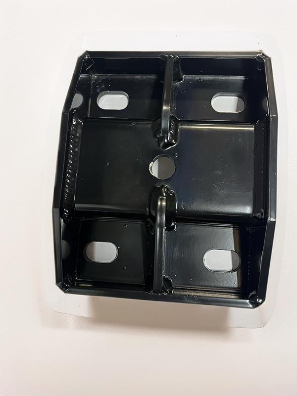 Izzy Fab Heavy-Duty Spring-Under Cradle Bash Plates, Pair — manufacturer product gallery