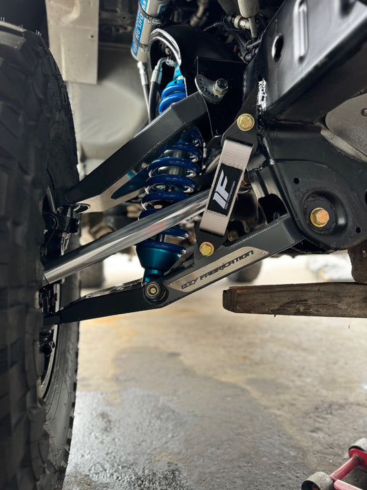 Official Izzy Fab 2007–2018 GM 1500 long-travel kit product photo