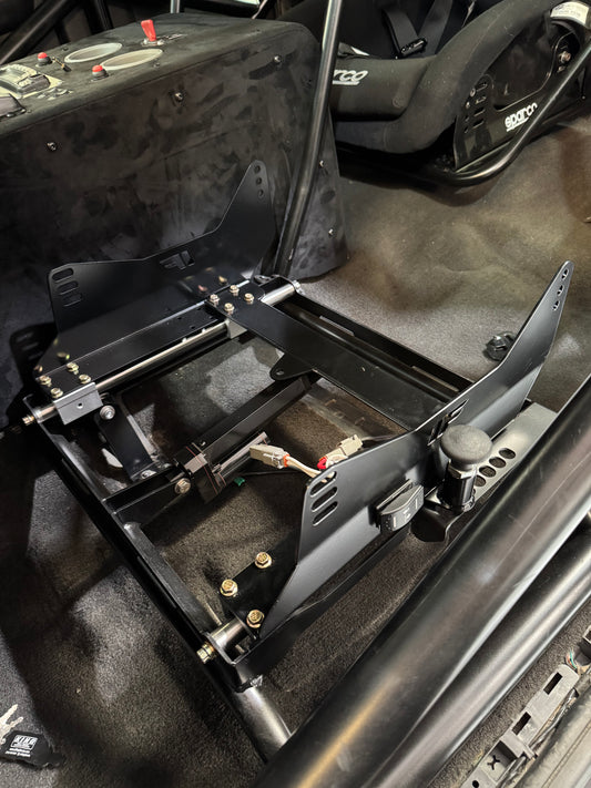 Izzy Fab Power-Adjustable Race Seat Mount
